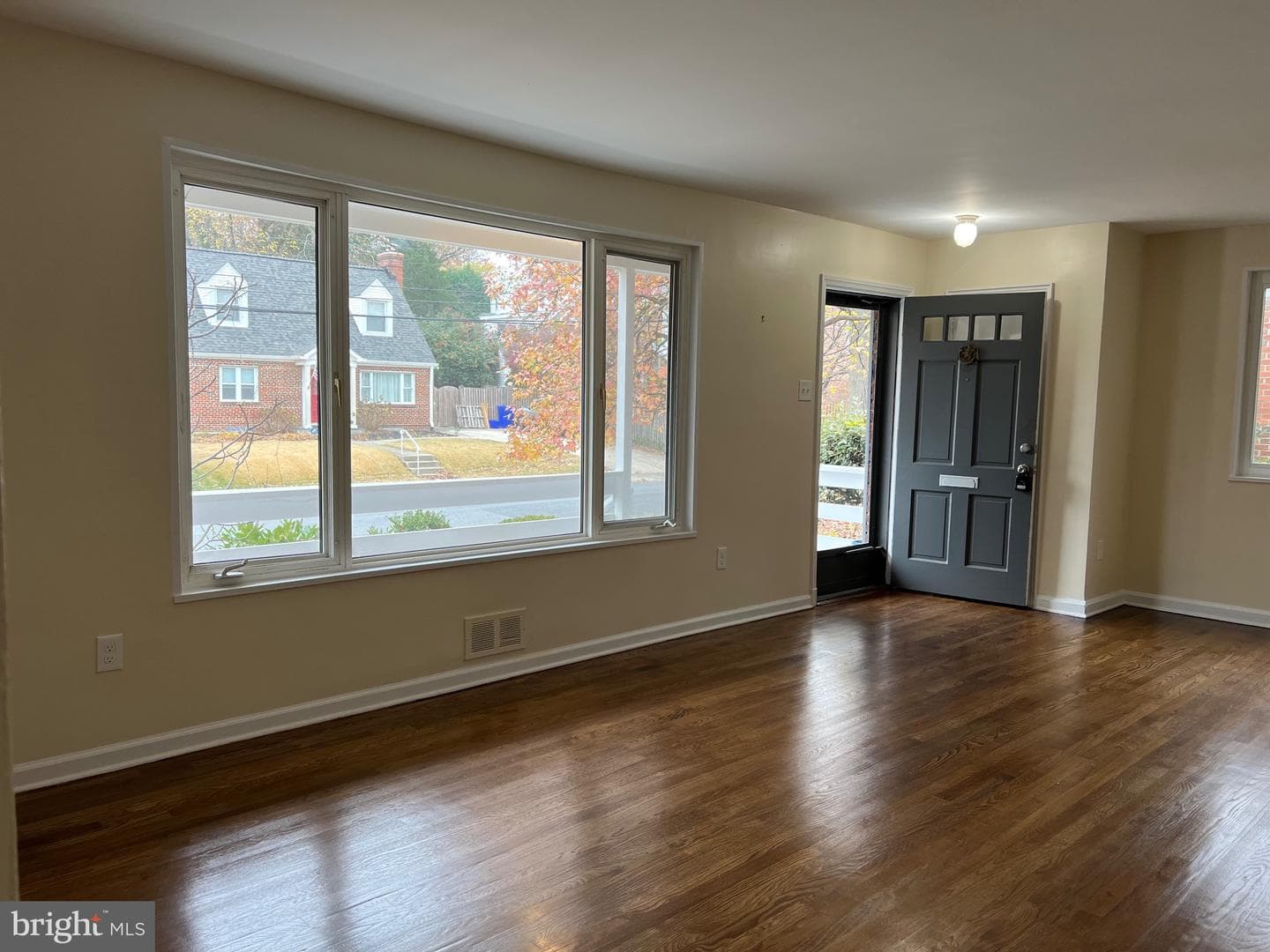 10713 Saint Margarets Way photo 15