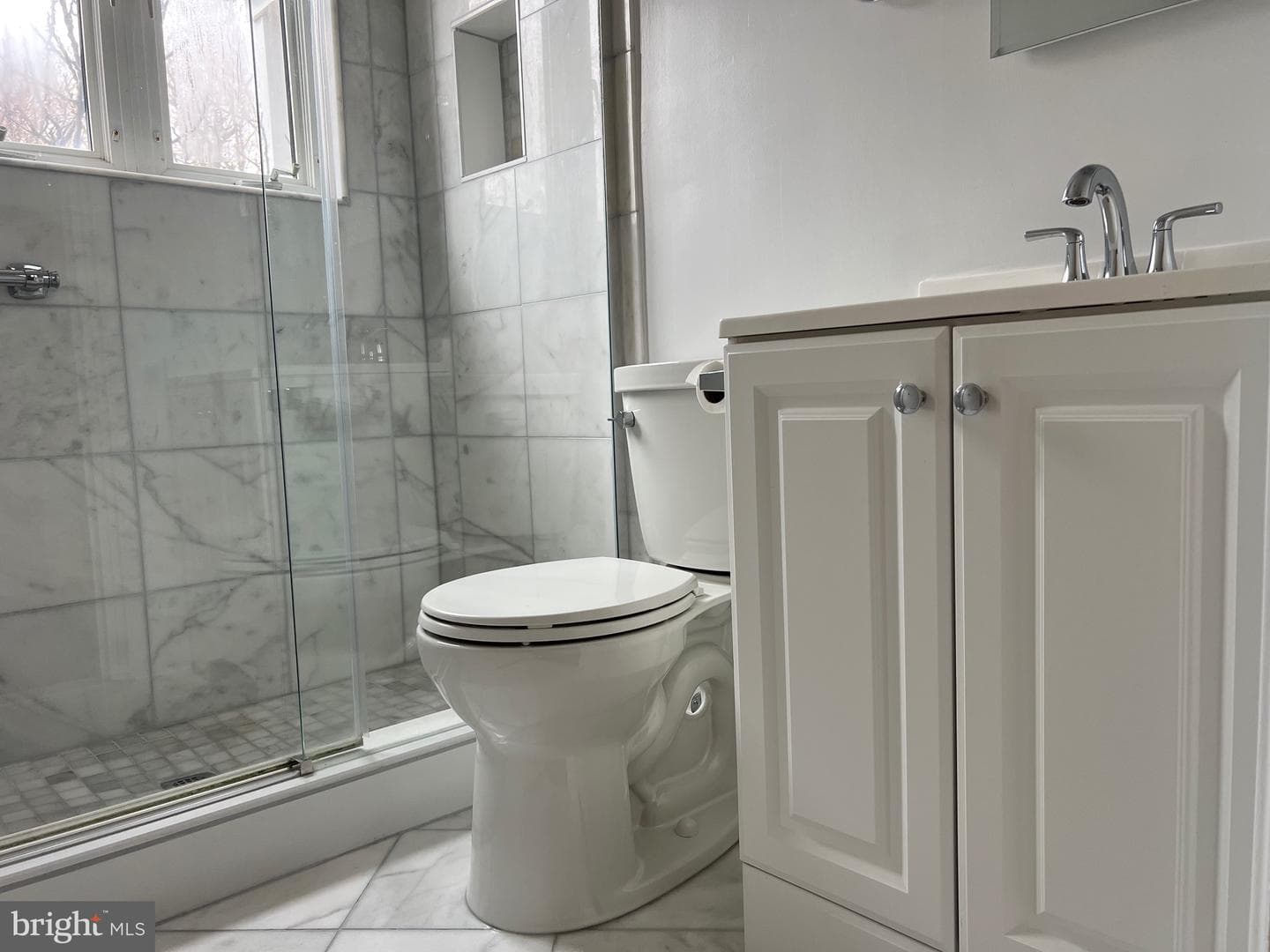 10713 Saint Margarets Way photo 18