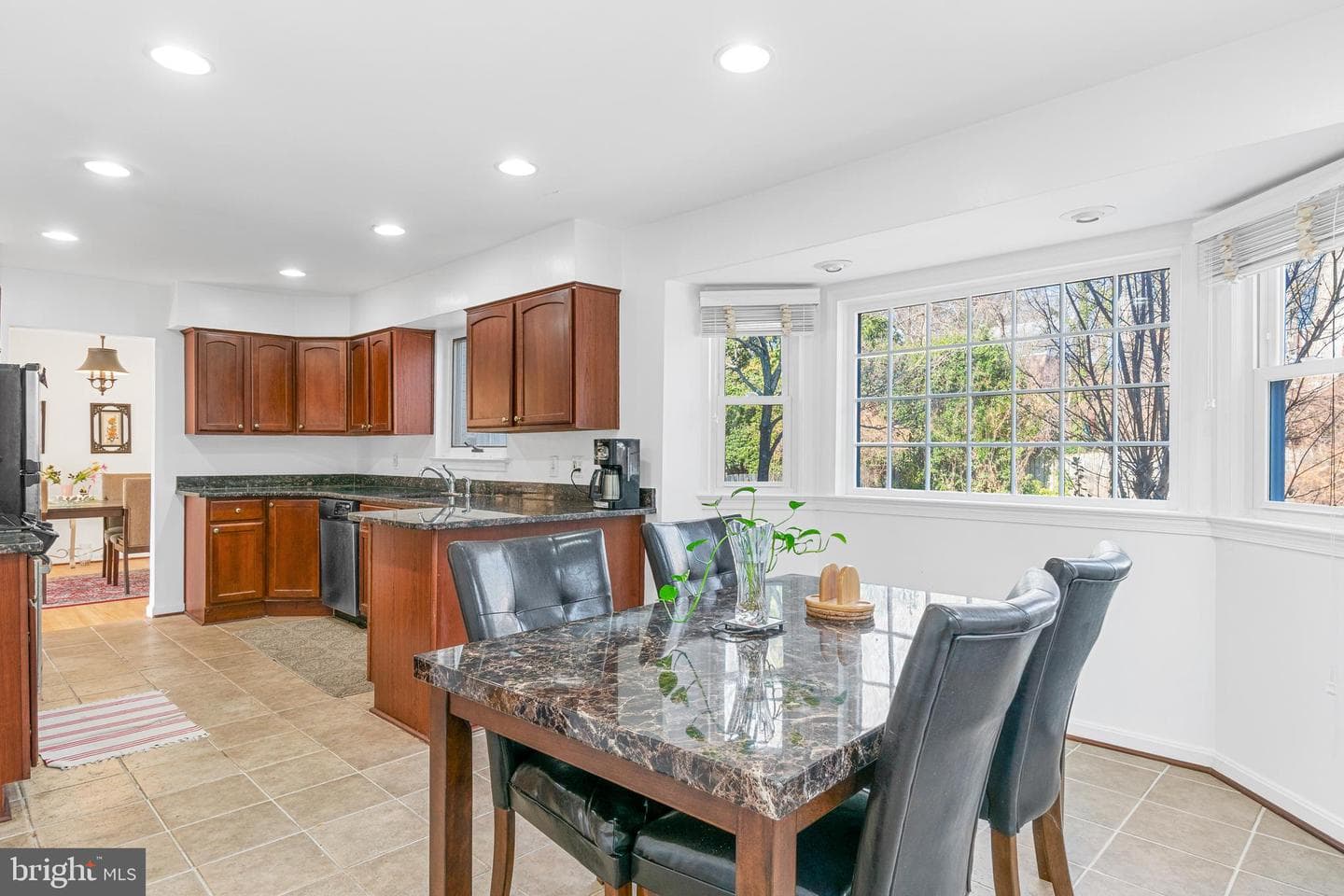 5517 Huntington Parkway photo 3