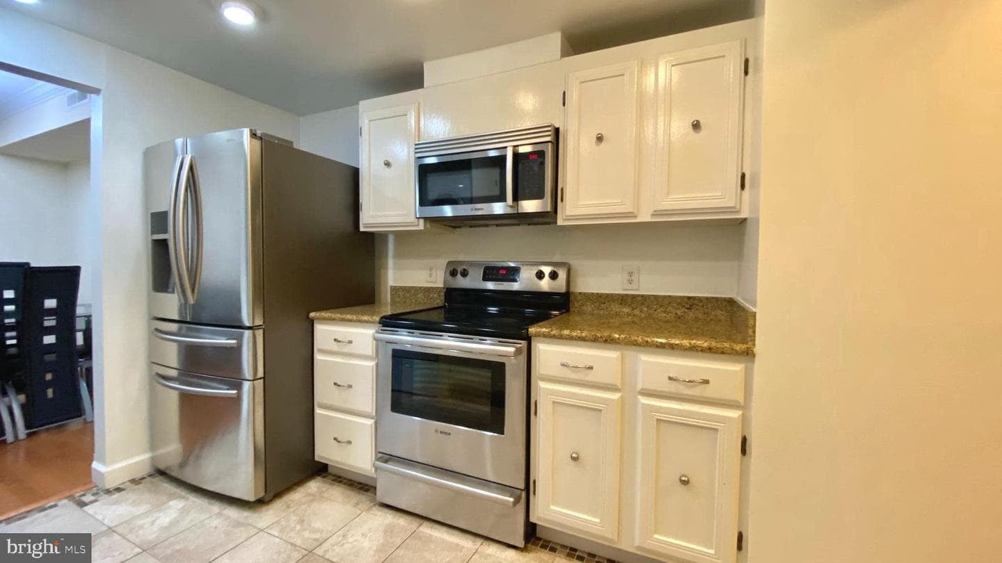 4601 N Park Ave #613 photo 3