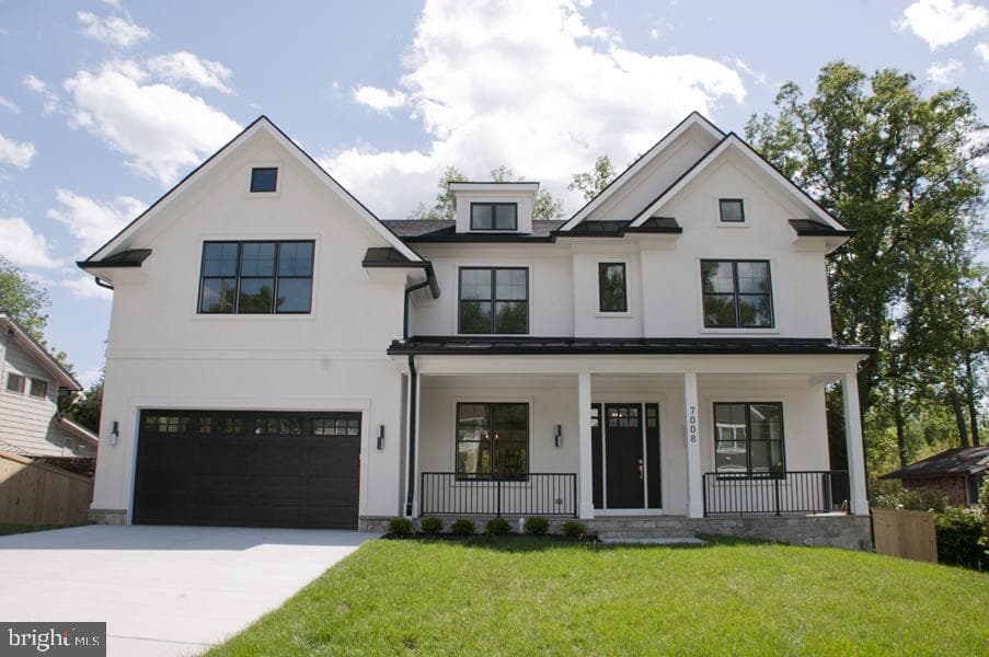 7008 Amy Lane, Bethesda