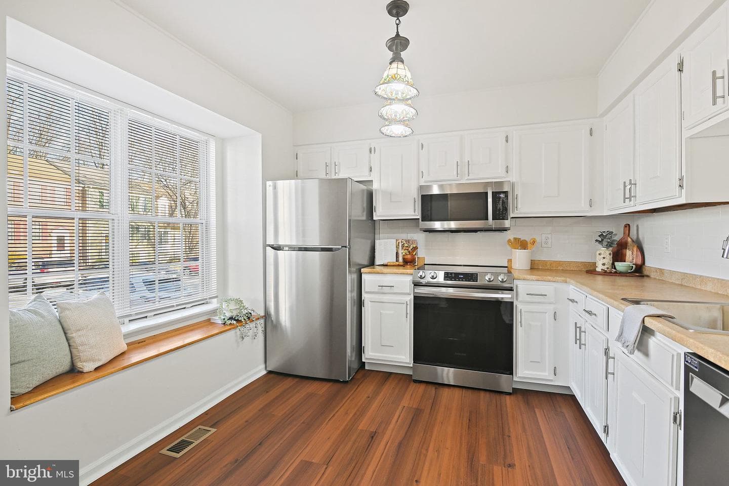 19105 Cherry Bend Drive photo 11