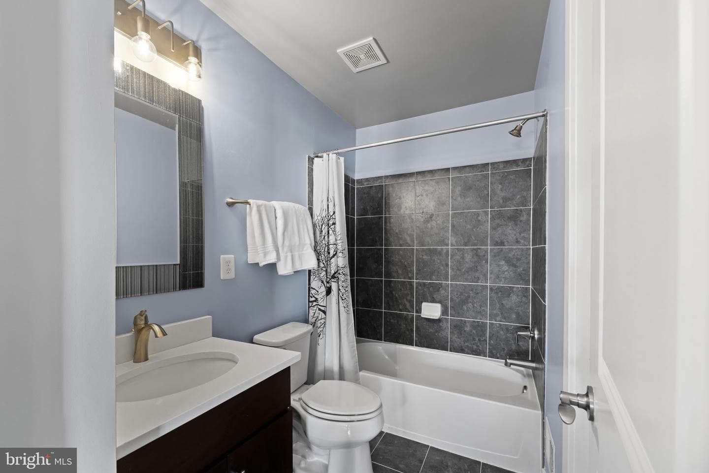 245 Kepler Drive photo 24