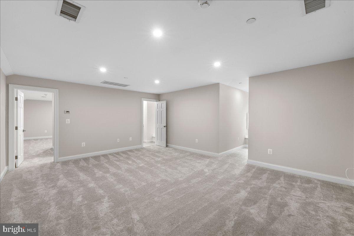 9919 Logan Drive photo 31