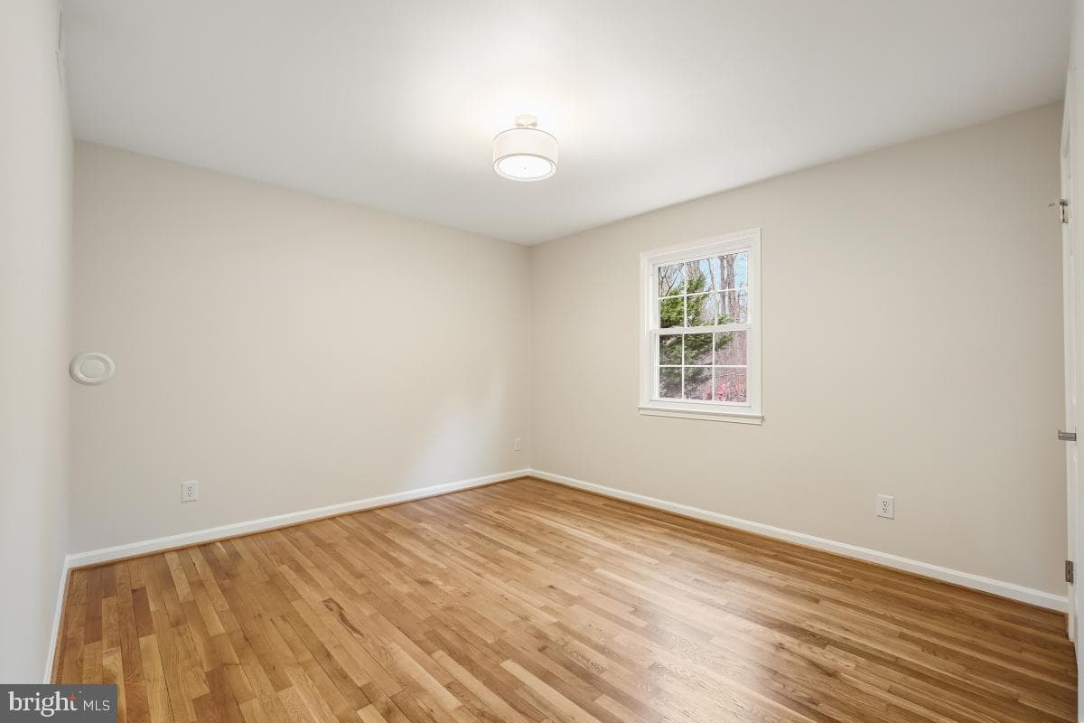 12130 Ambleside Drive photo 14