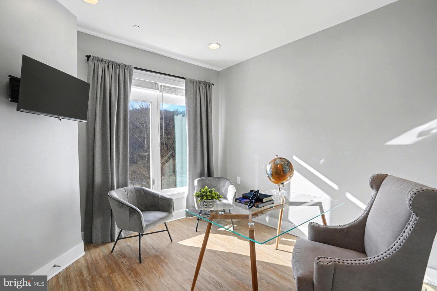 8215 River Road photo 26