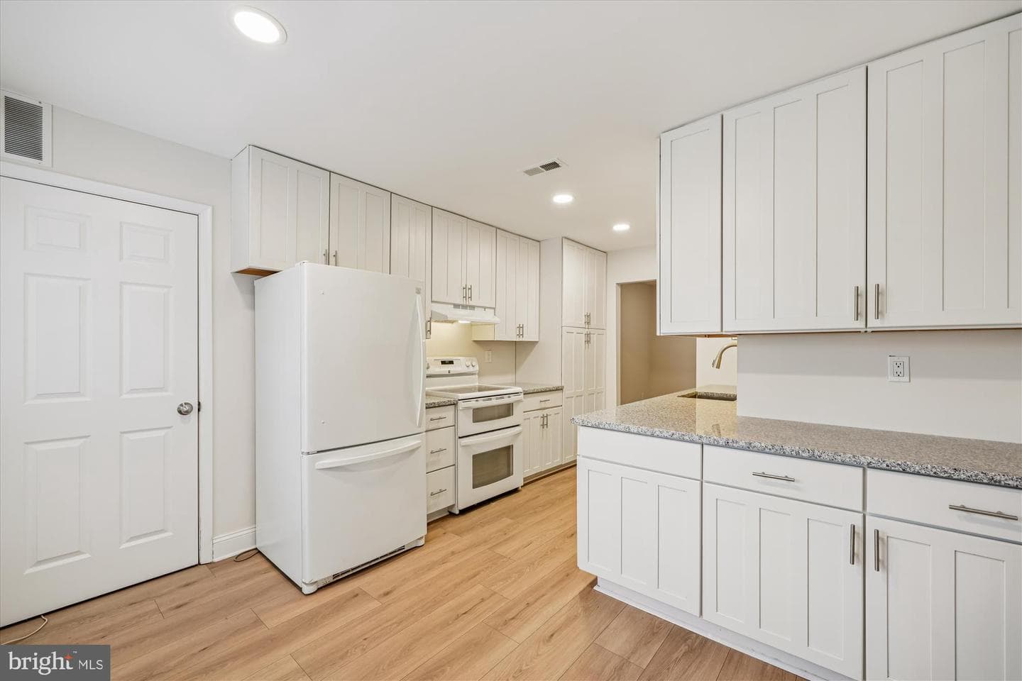 18056 Rolling Meadow Way #260 photo 8