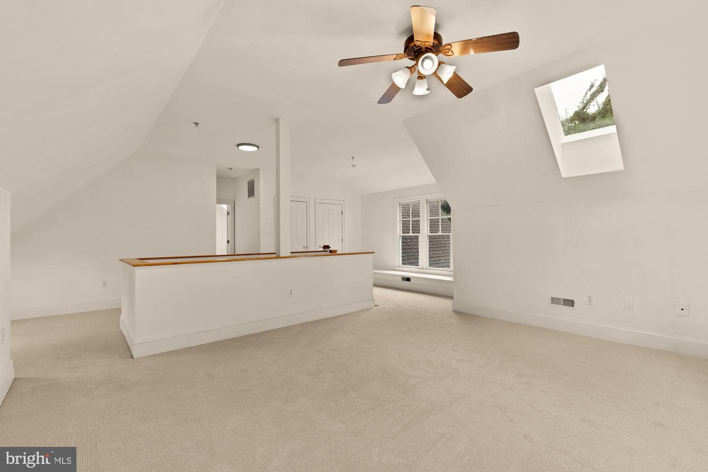 5301 McKinley Street photo 45