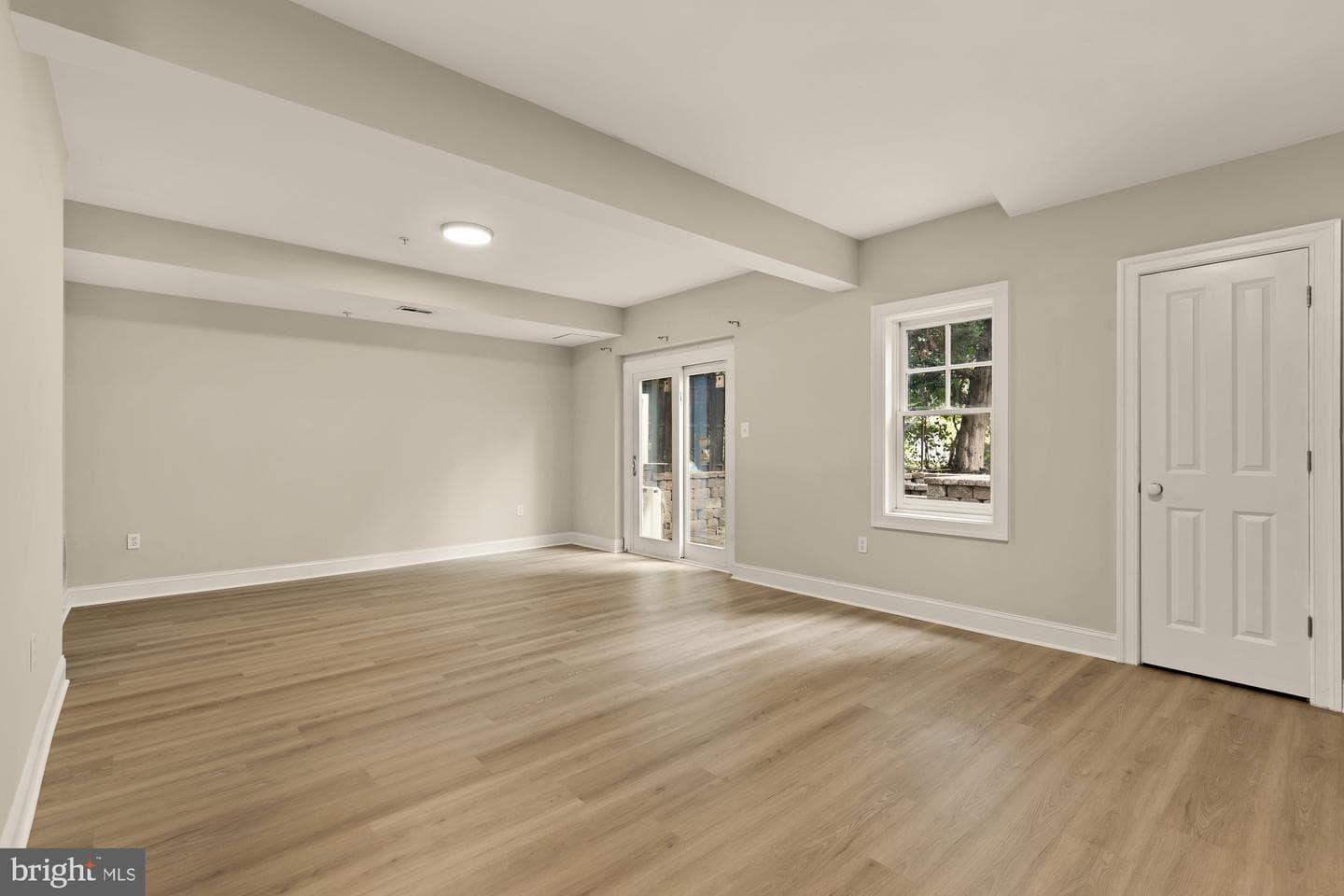 5301 McKinley Street photo 50
