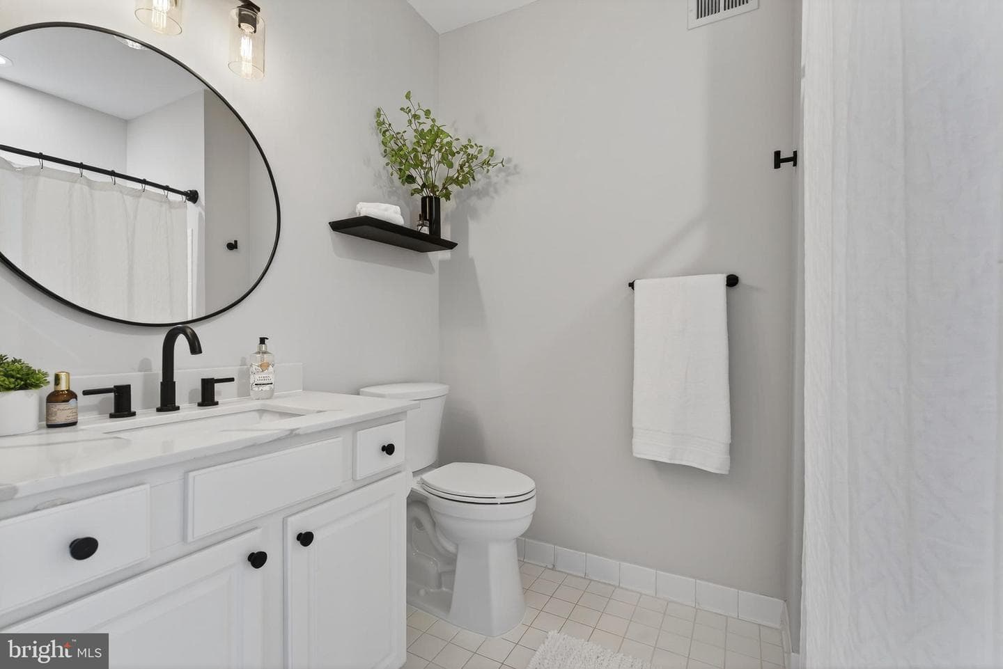 130 Chevy Chase Street #202 photo 28