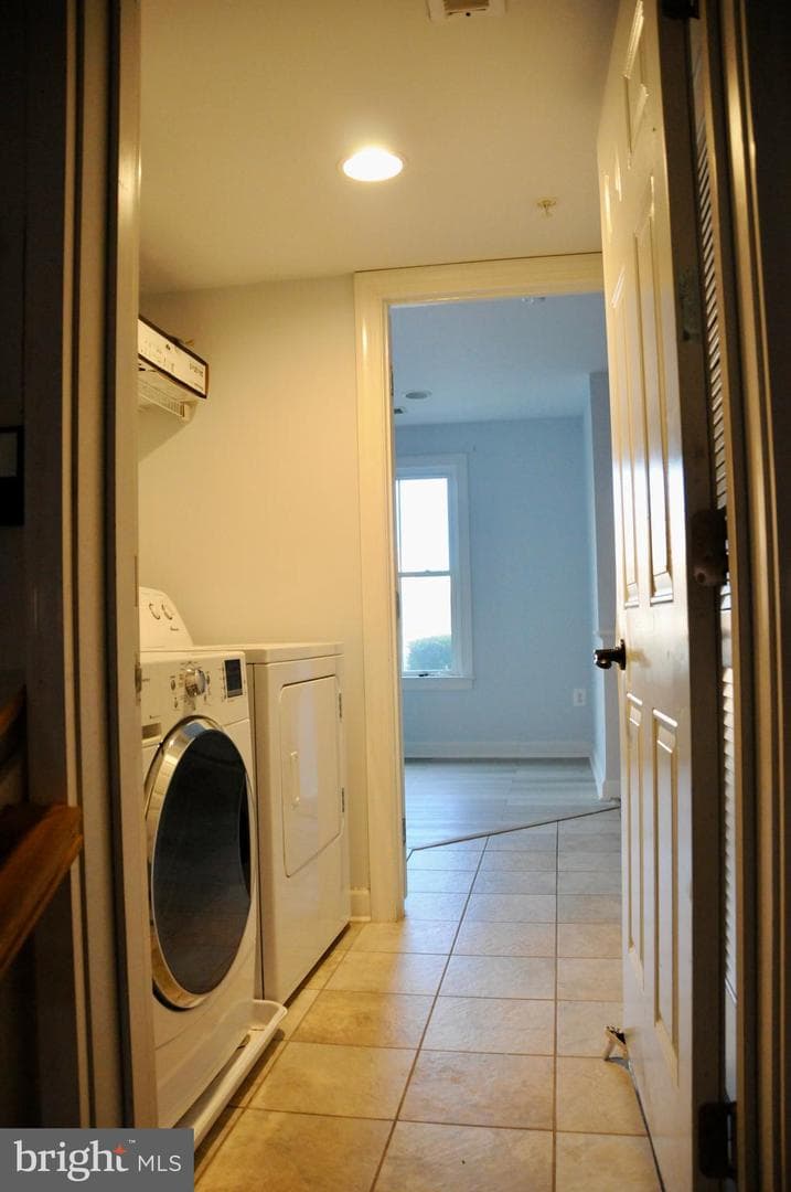 336 Grand Street photo 10