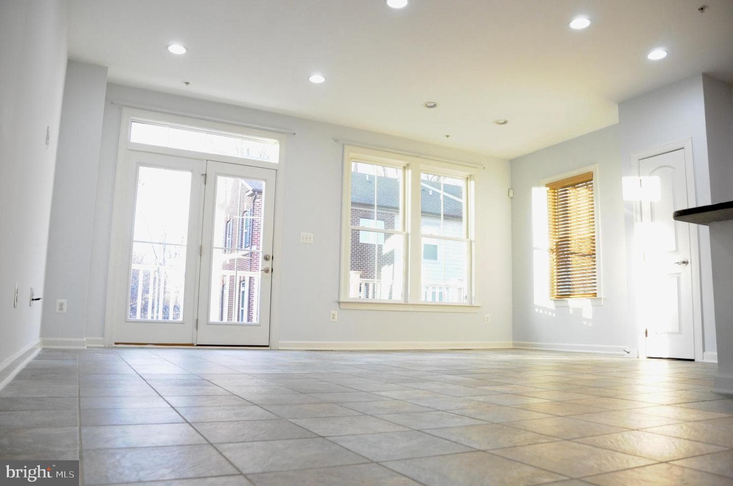 336 Grand Street photo 15