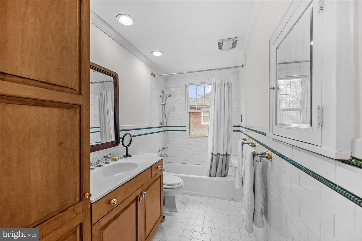 4004 Virgilia Street photo 20