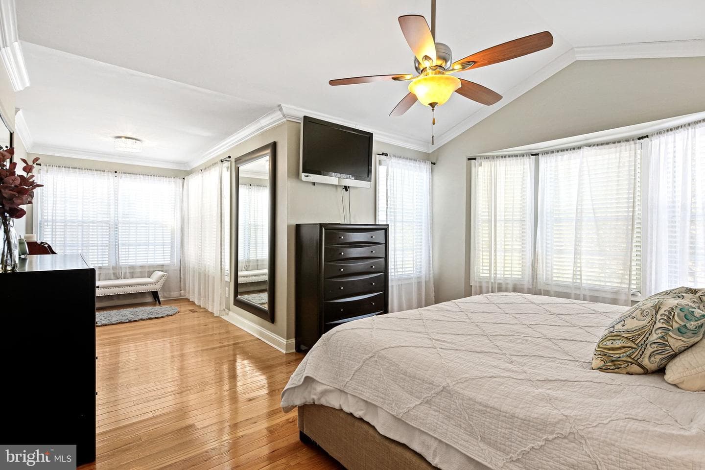 8405 Marketree Circle photo 13