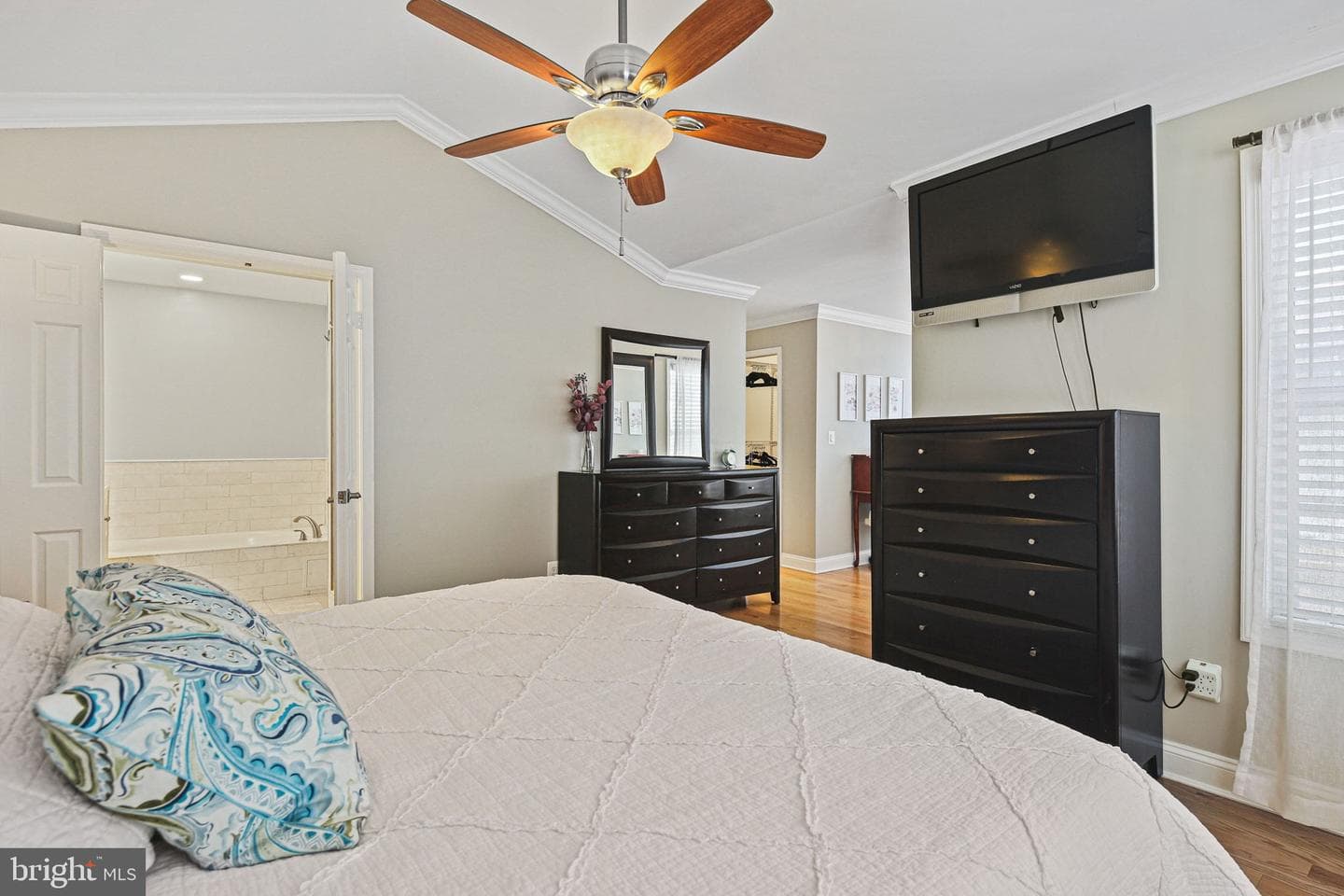 8405 Marketree Circle photo 14