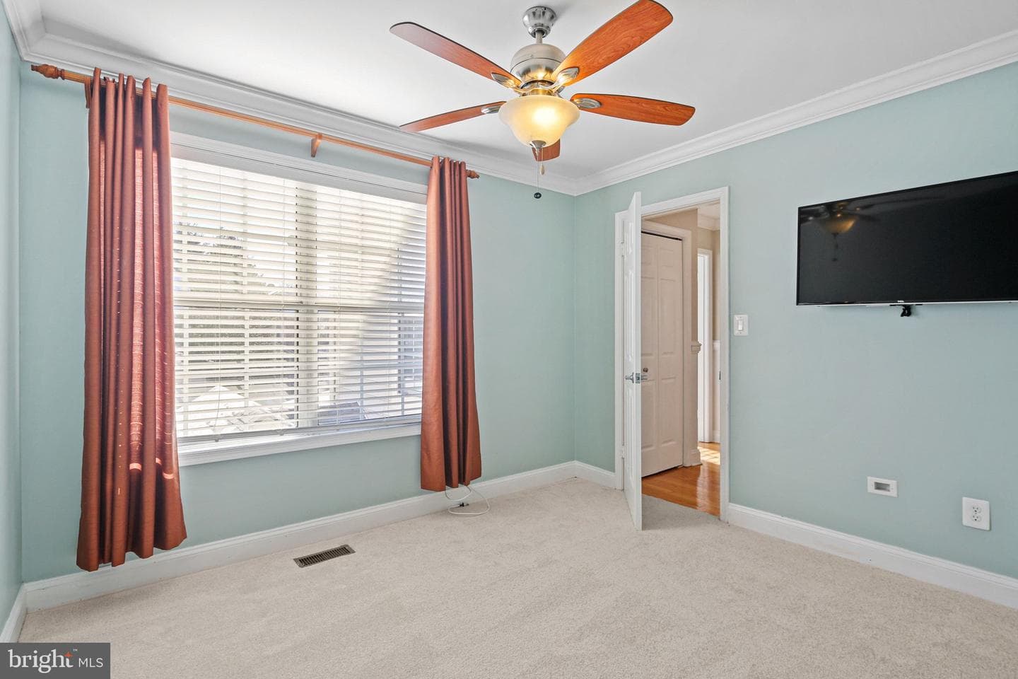 8405 Marketree Circle photo 22