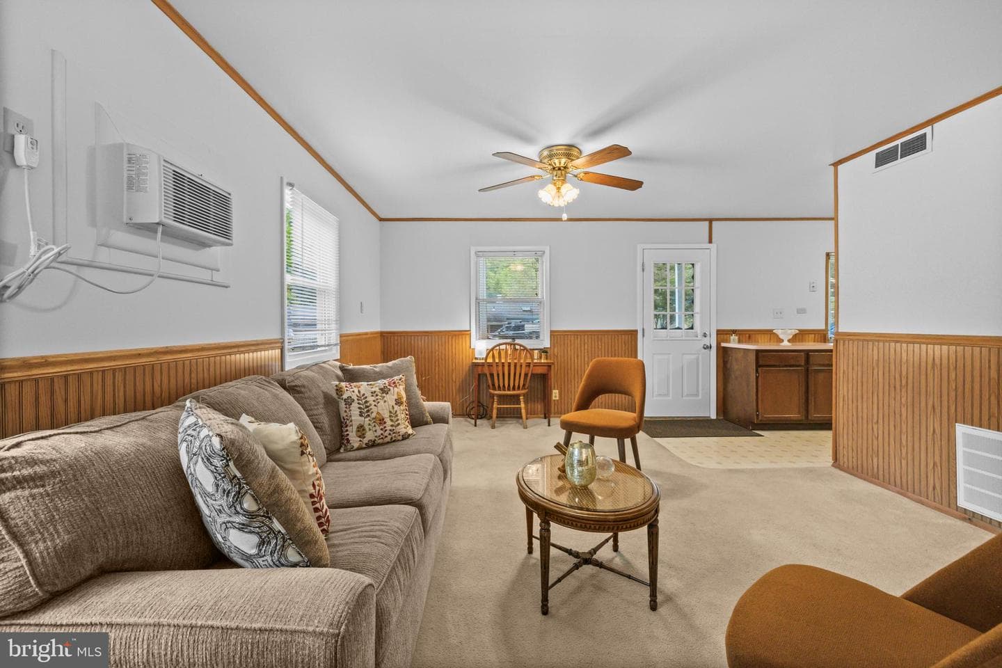 4 Russell Road photo 11