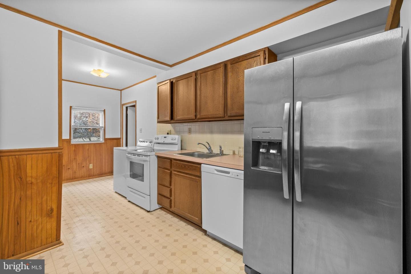 4 Russell Road photo 13