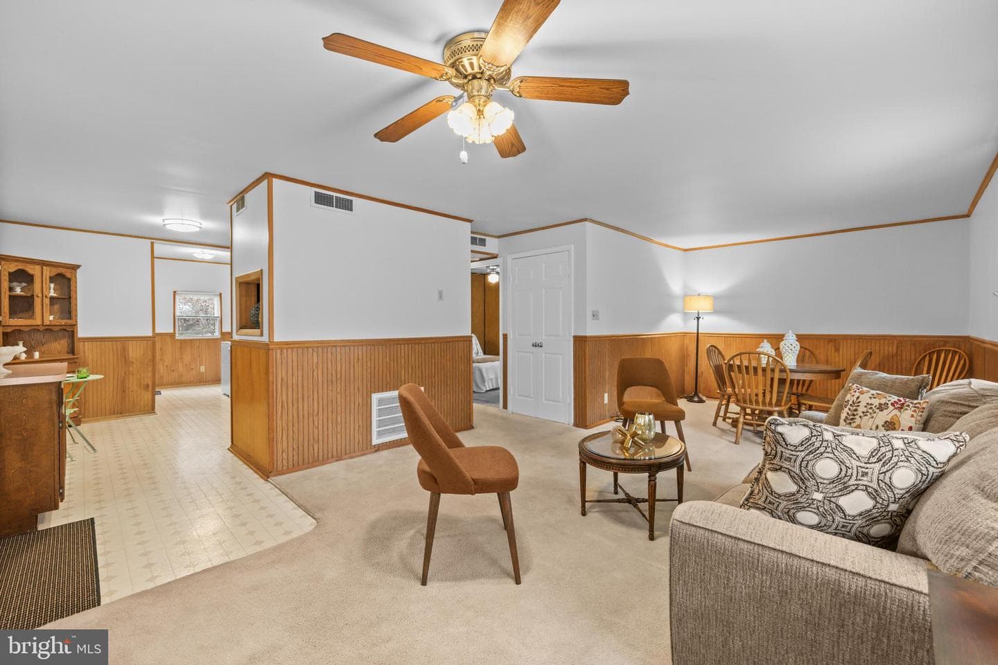 4 Russell Road photo 6
