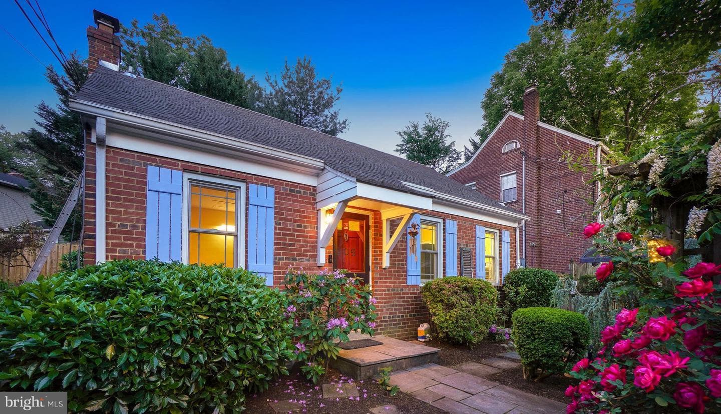 905 Erie Avenue, Takoma Park