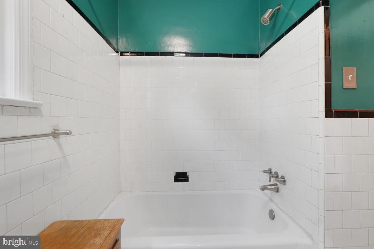 905 Erie Ave photo 19