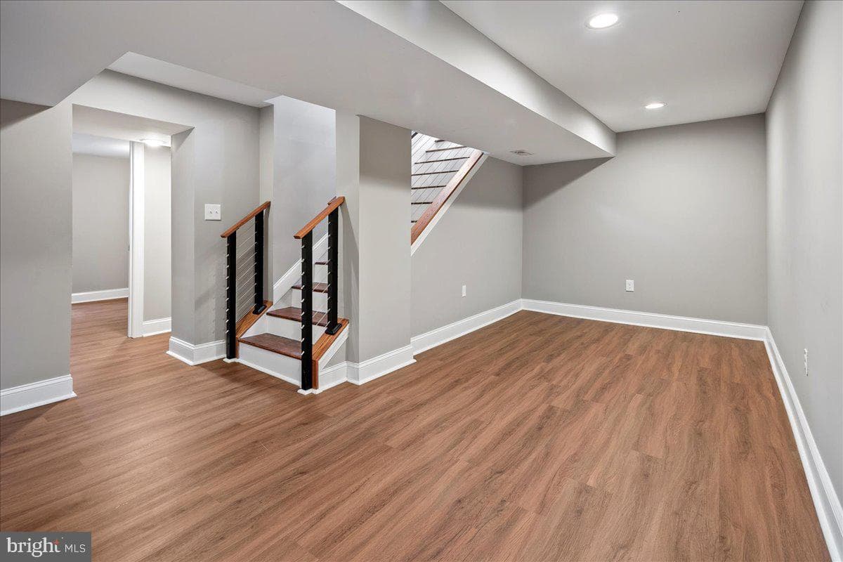 111 Sunnyside Road photo 37