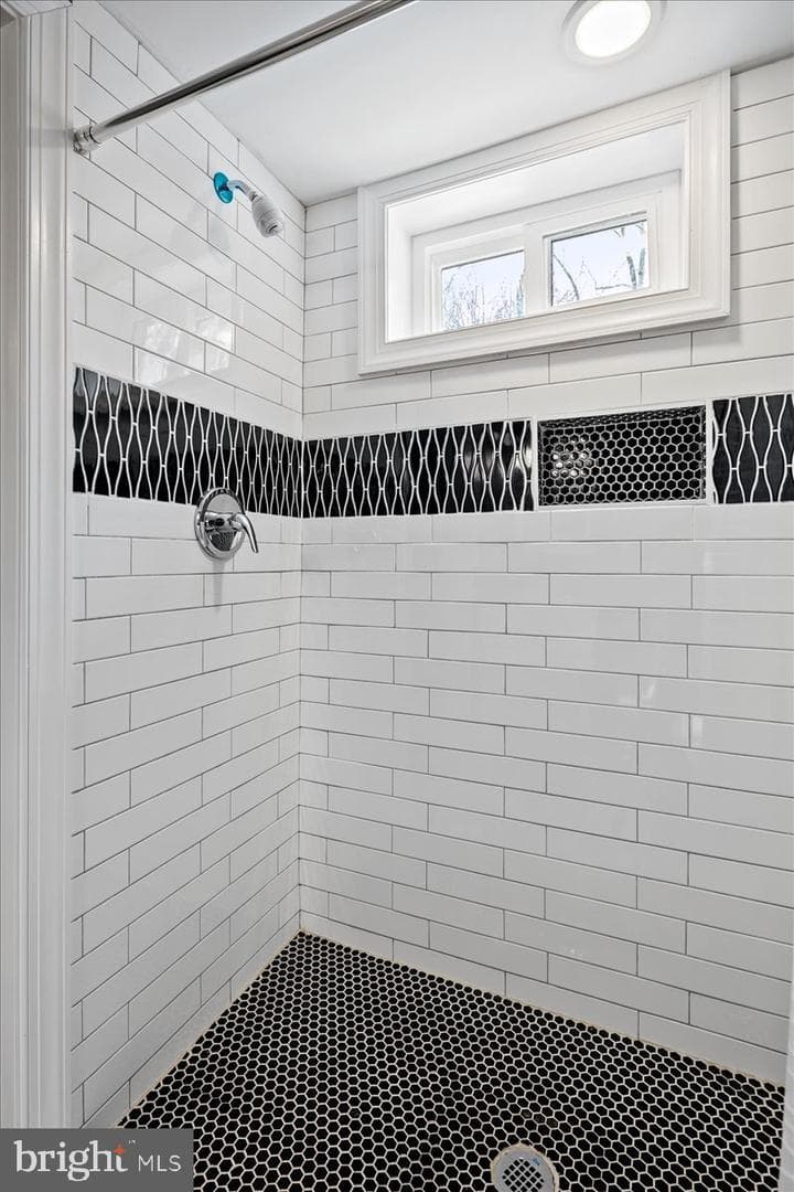 111 Sunnyside Road photo 39