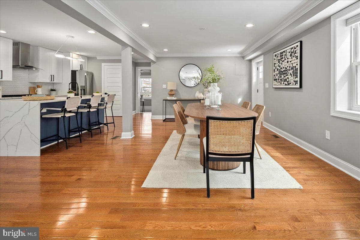 111 Sunnyside Road photo 9