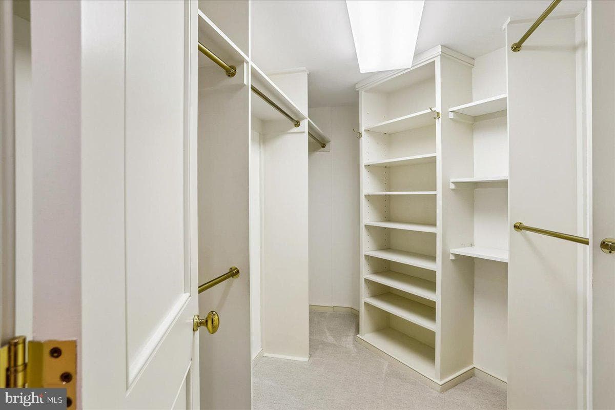 5600 Wisconsin Avenue #1303/1304 photo 32