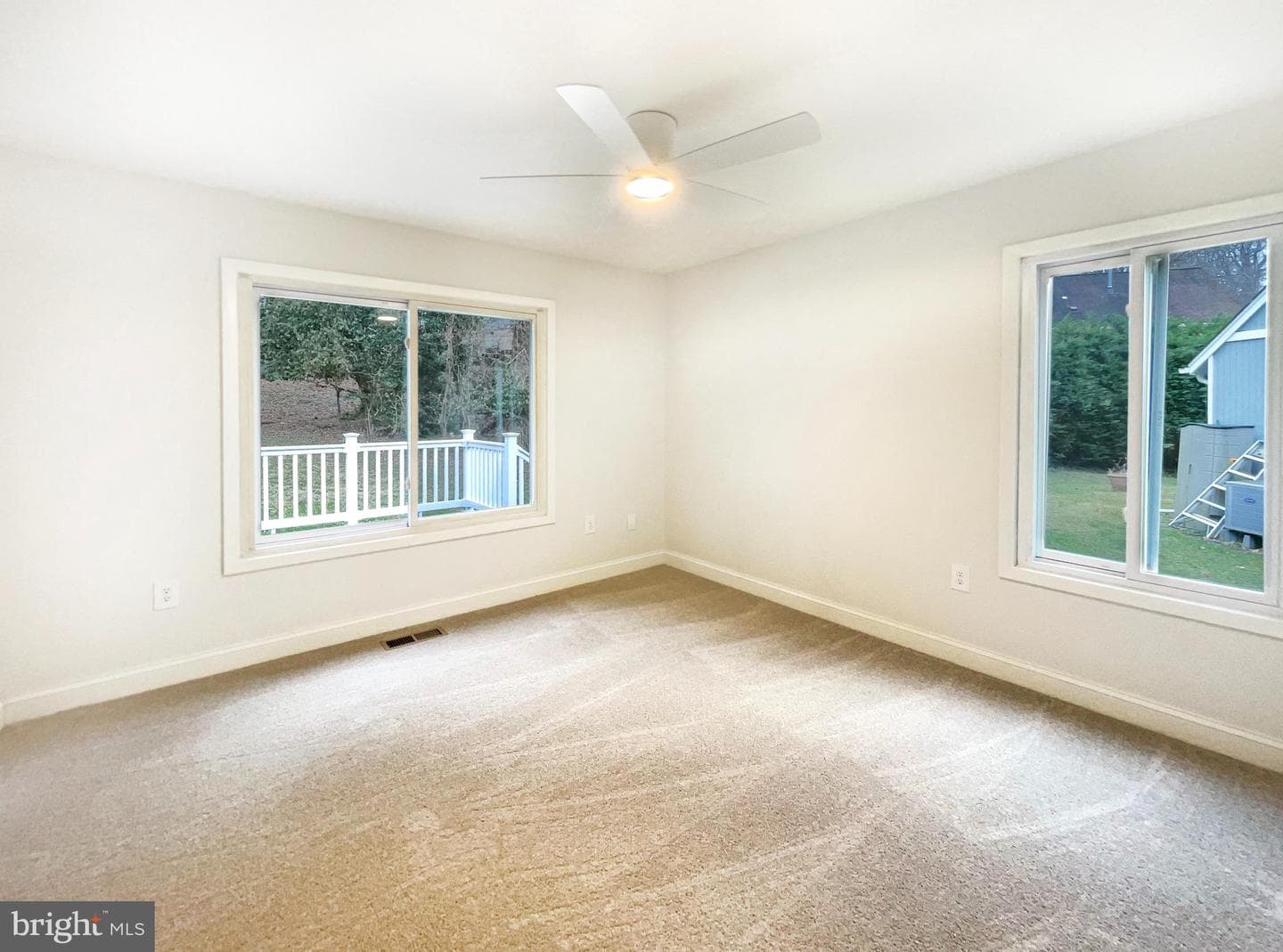 10103 Meredith Avenue photo 12