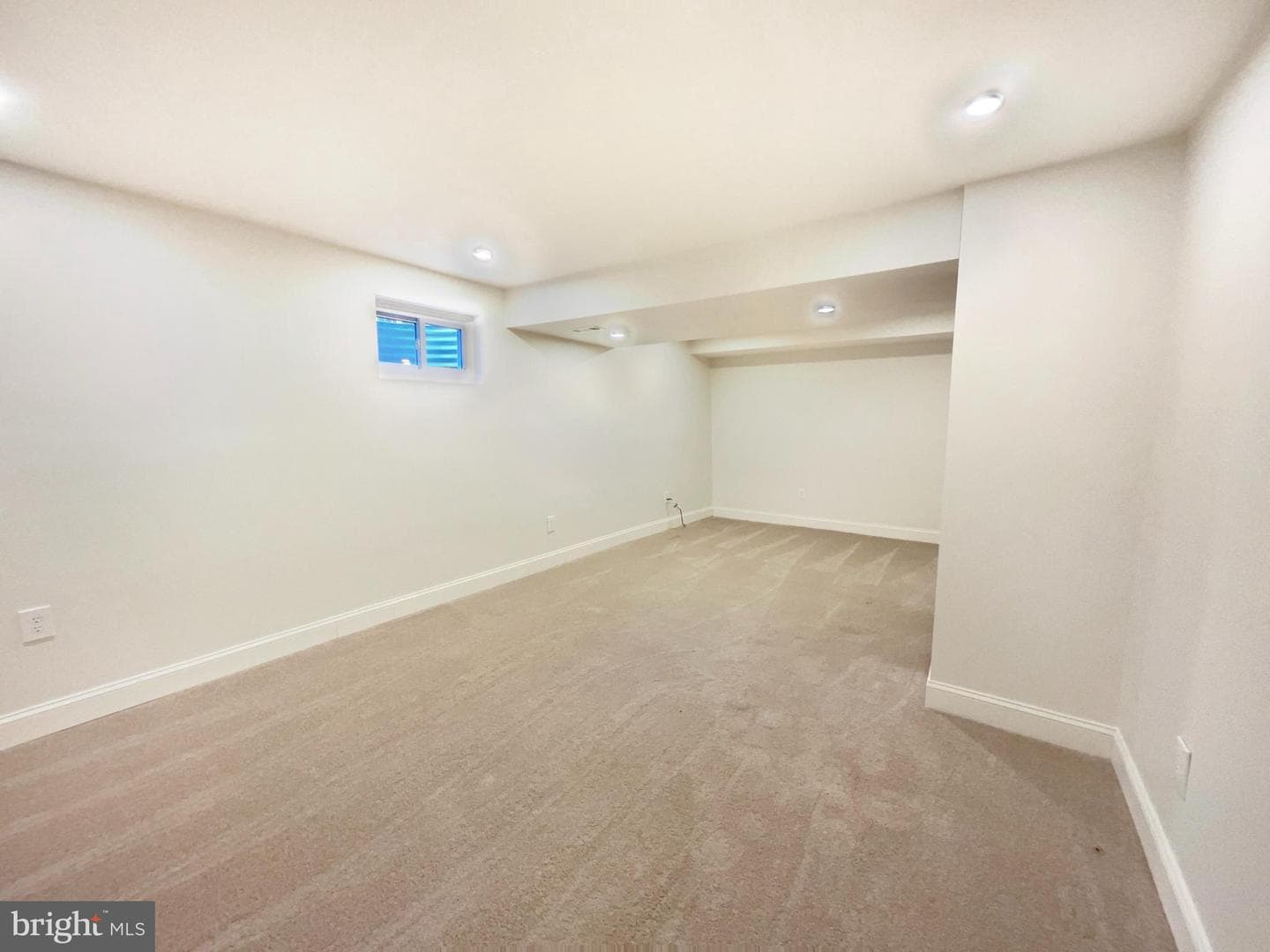 10103 Meredith Avenue photo 13