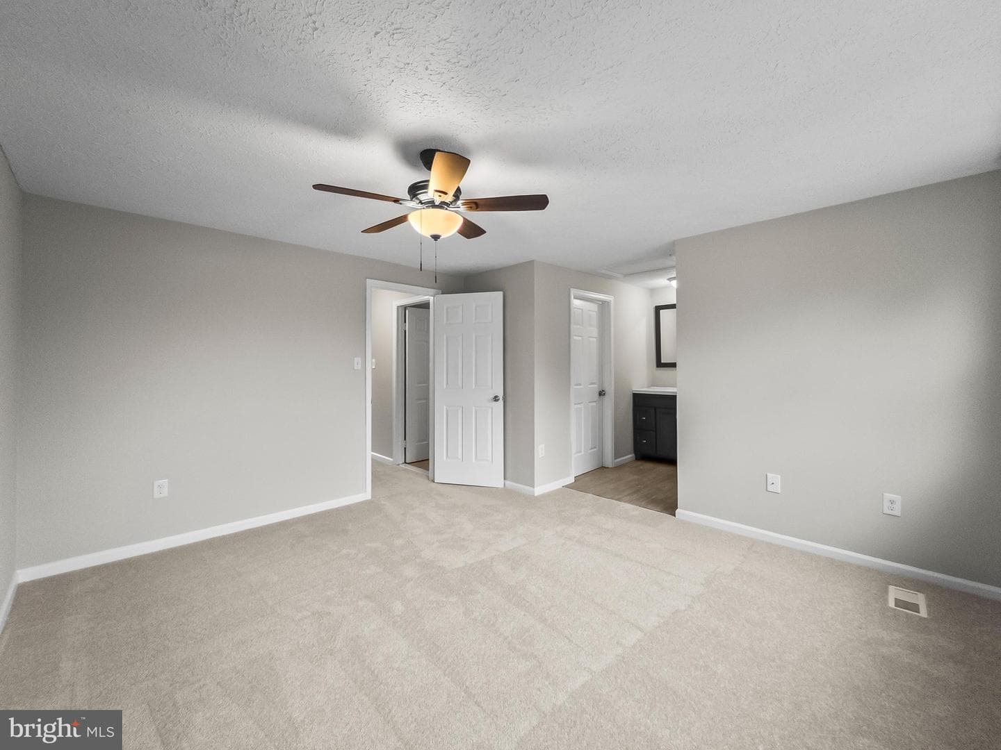 10110 Shelldrake Circle photo 16