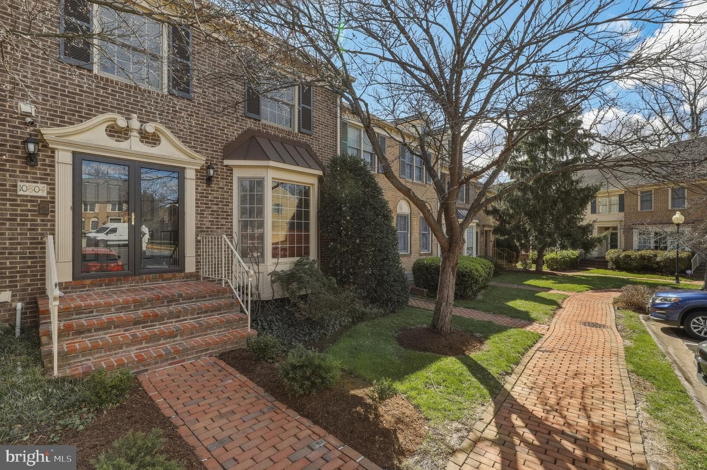 10804 Brewer House Road photo 1