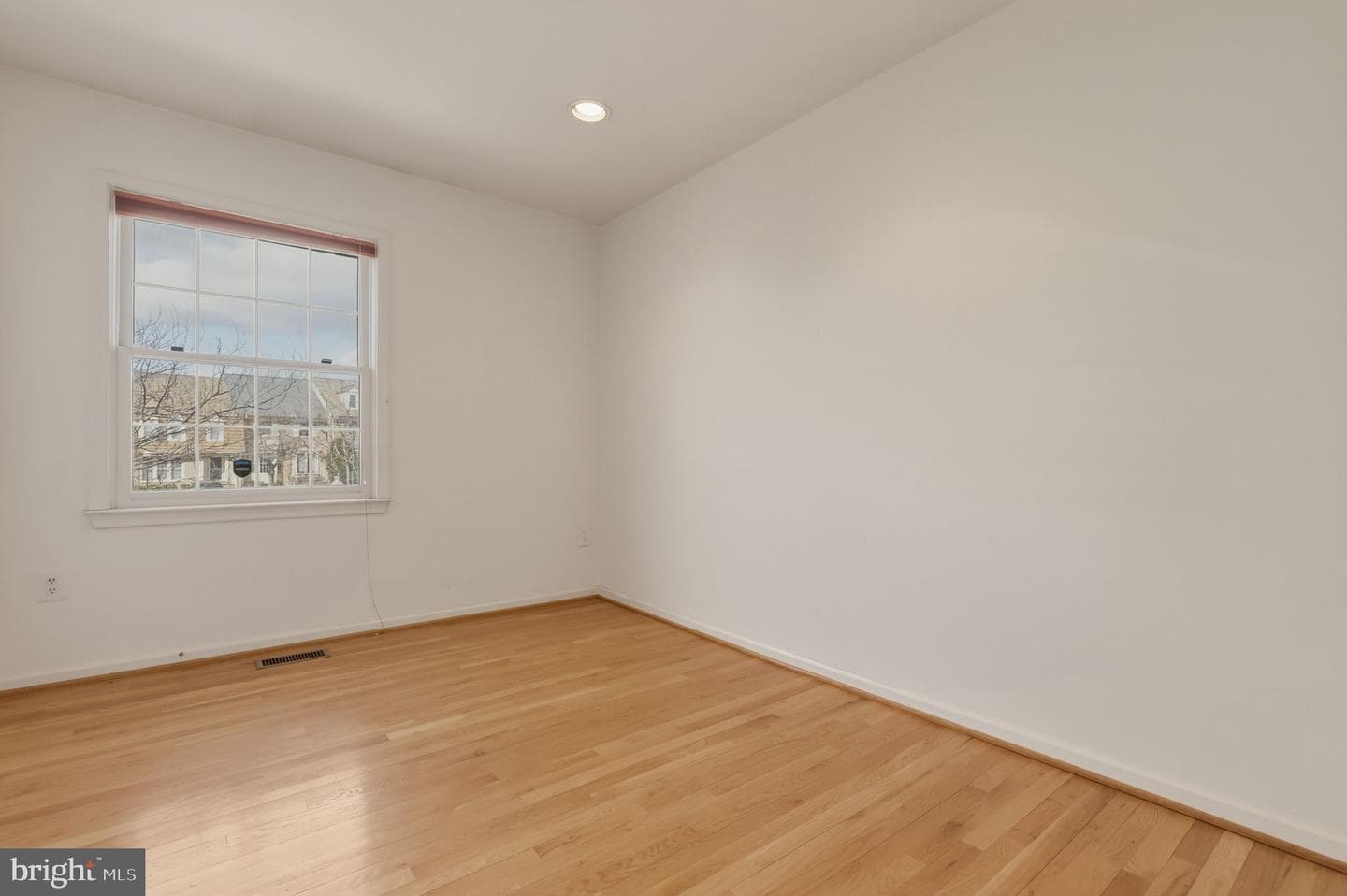 10804 Brewer House Road photo 30
