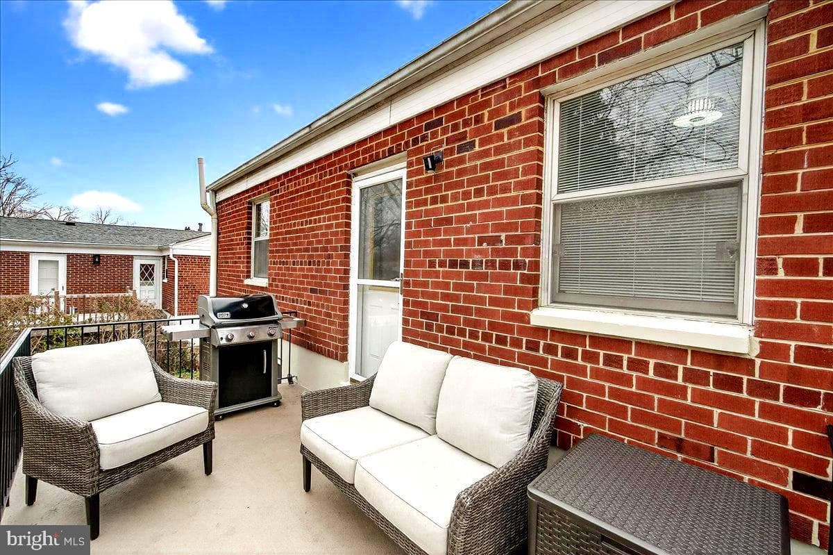 11206 Ashley Drive photo 8