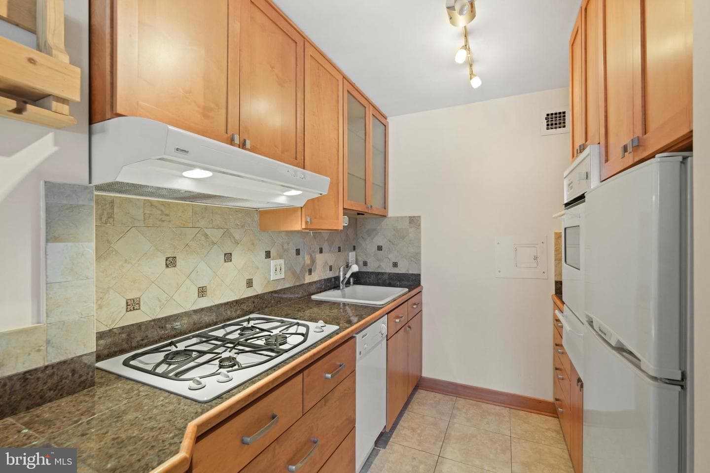 10401 Grosvenor Place #408 photo 7