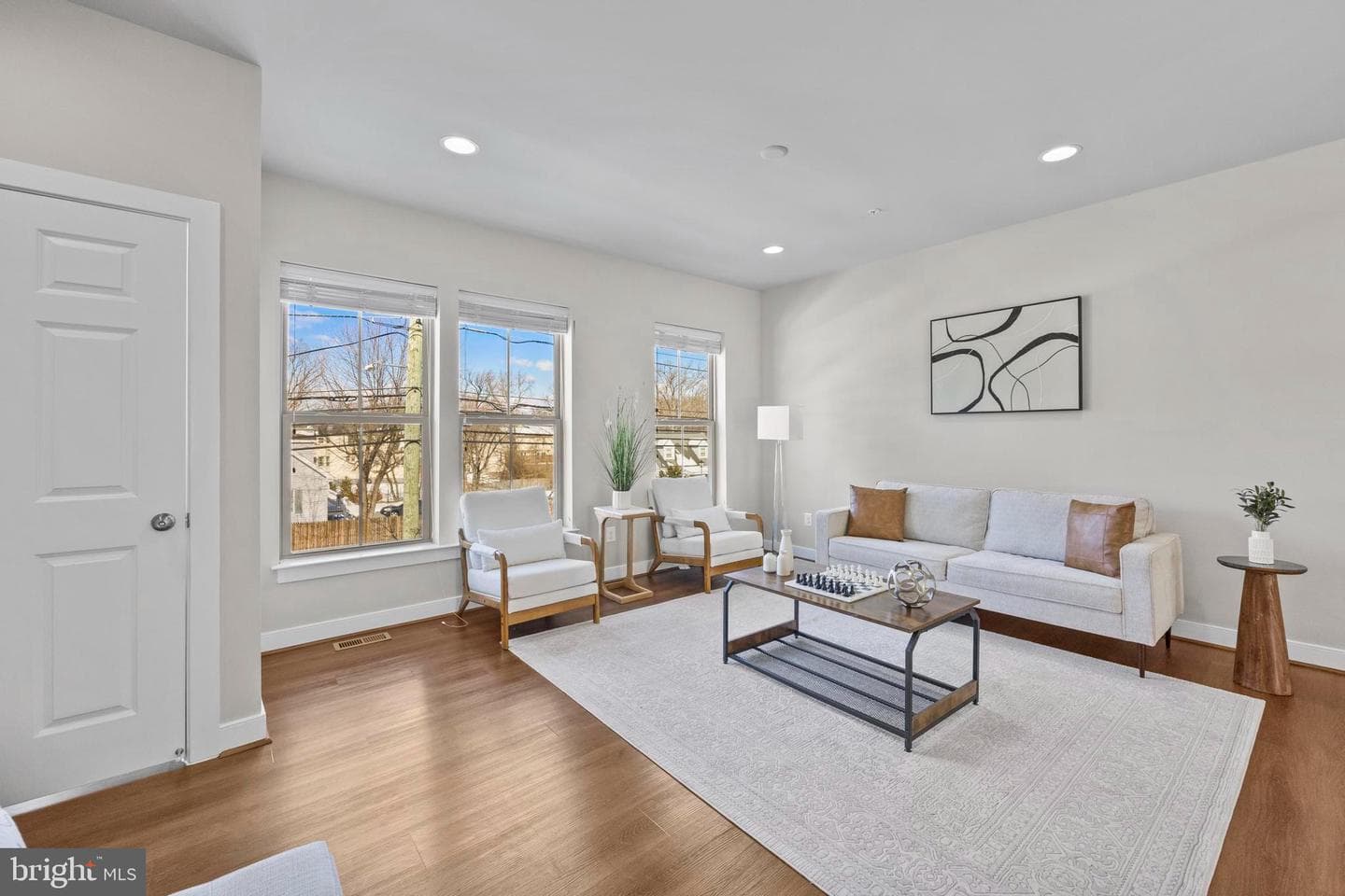 14247 Travilah Road photo 14