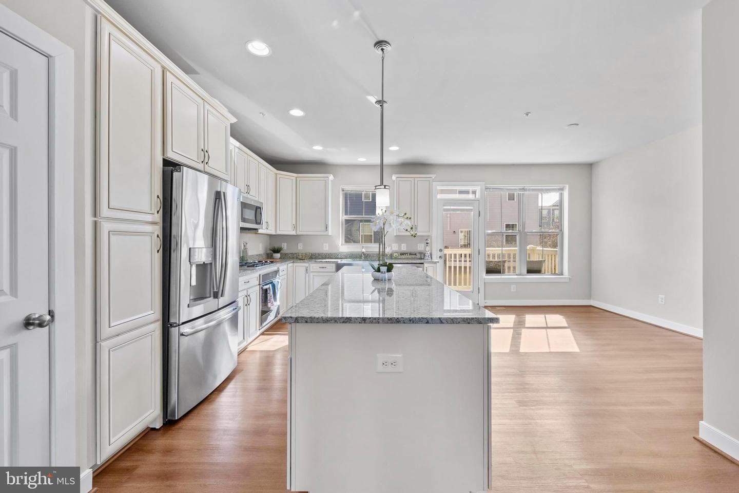 14247 Travilah Road photo 22