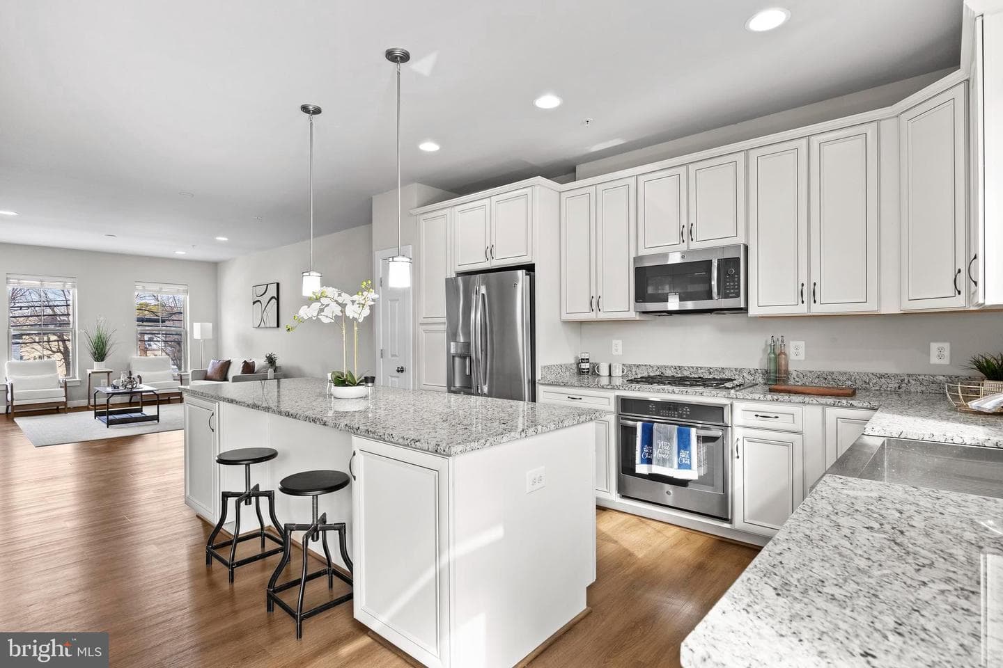 14247 Travilah Road photo 29