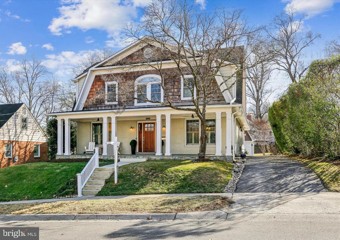 10237 Parkwood Drive