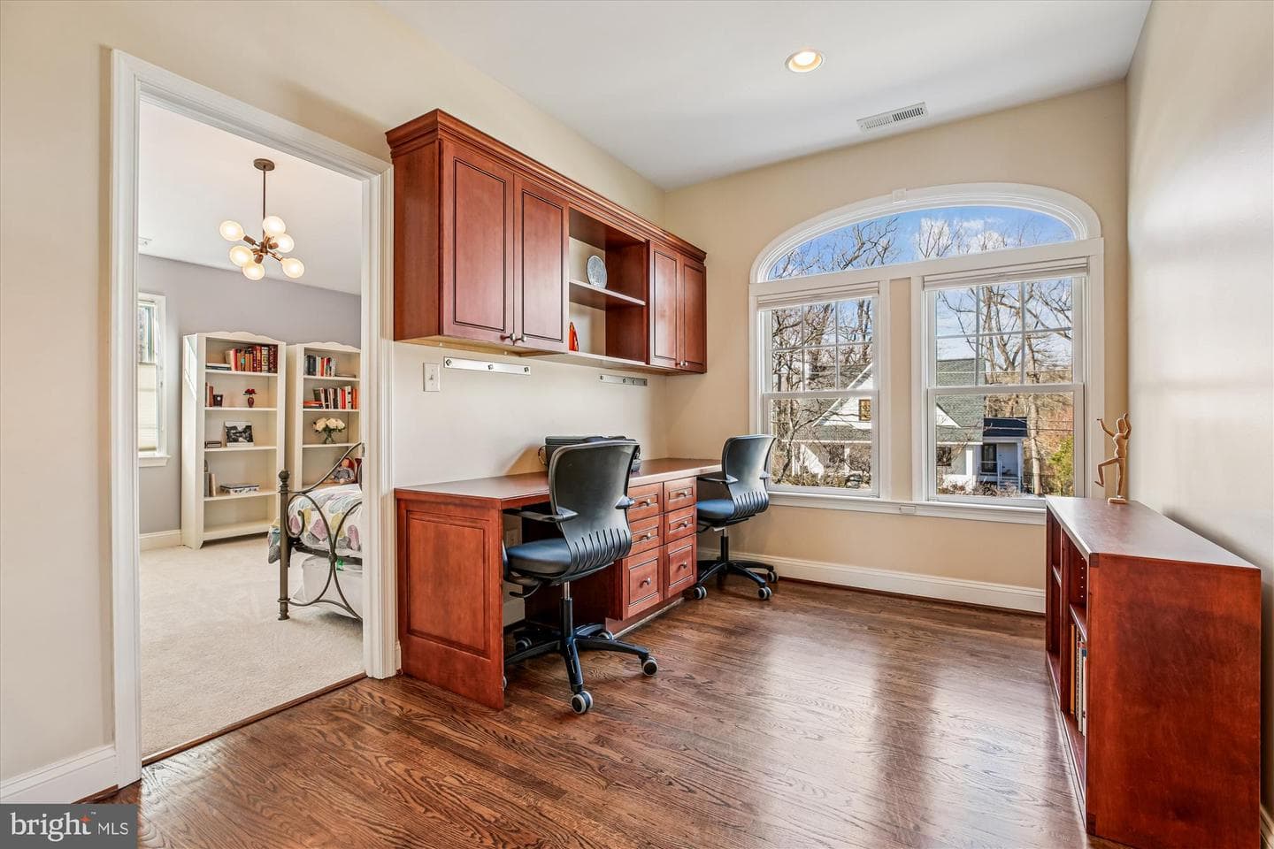 10237 Parkwood Drive photo 24