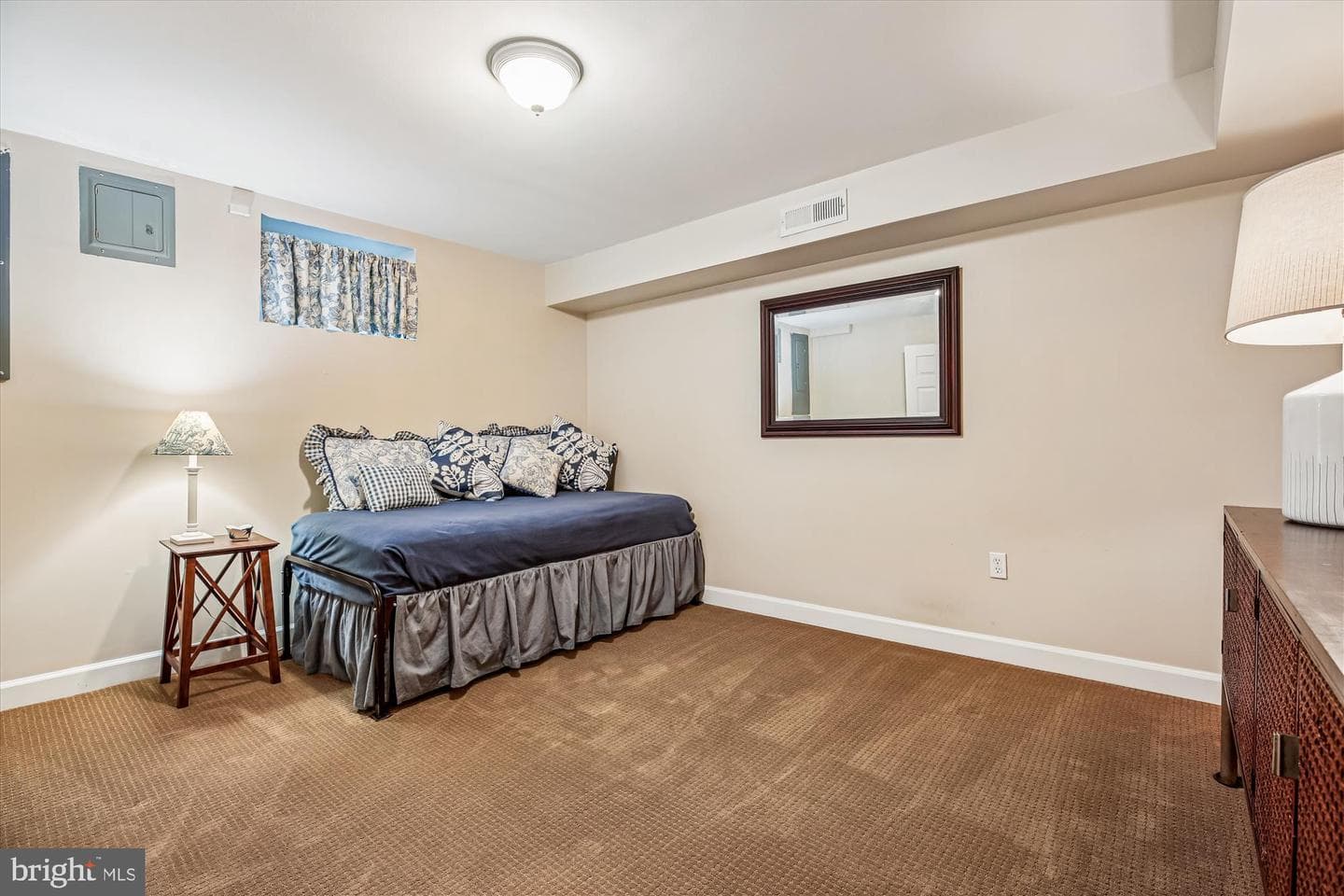 10237 Parkwood Drive photo 30