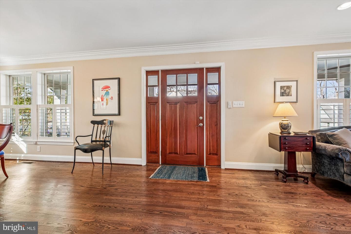 10237 Parkwood Drive photo 4
