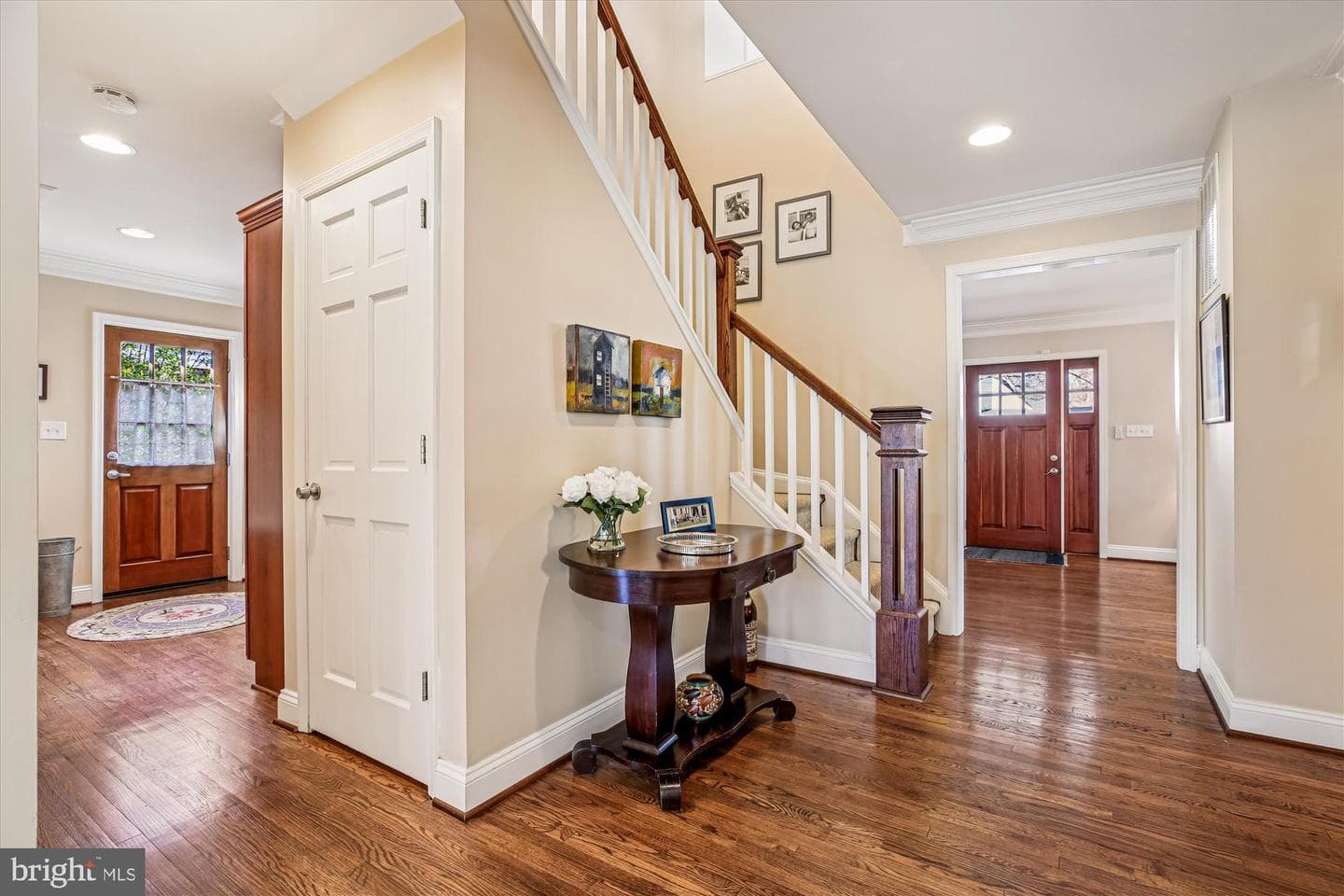 10237 Parkwood Drive photo 9
