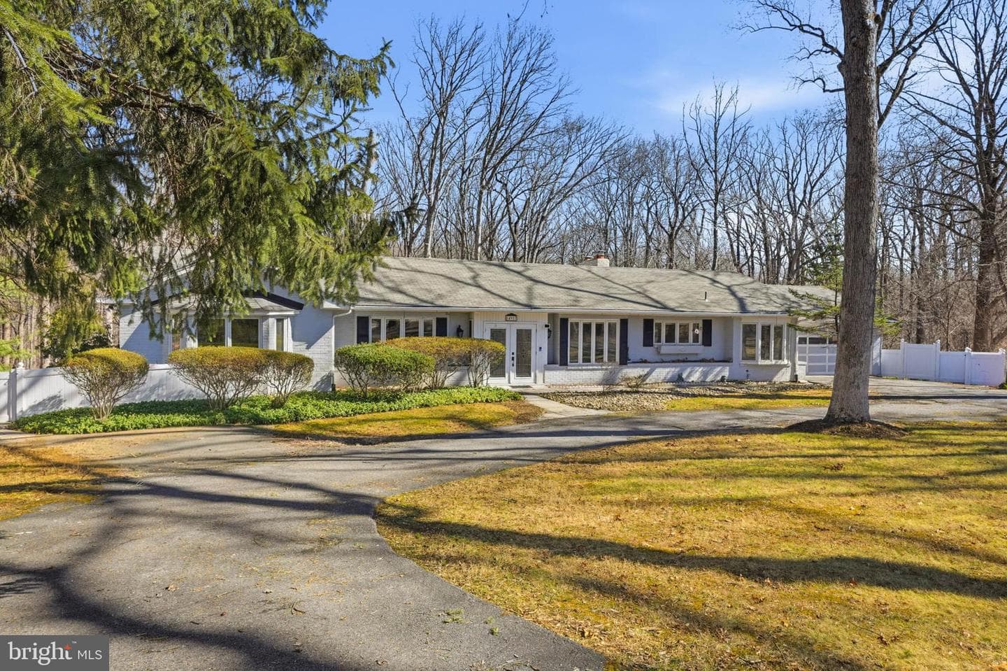 14917 Claude Lane photo 2