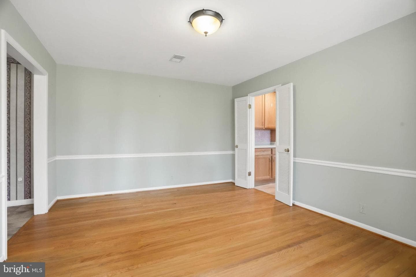 14917 Claude Lane photo 7