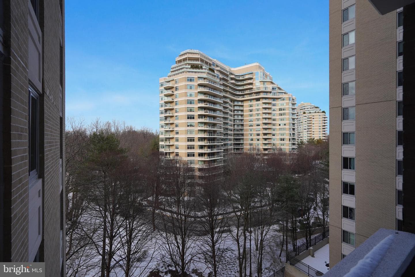 4601 N Park Avenue #710-K photo 14