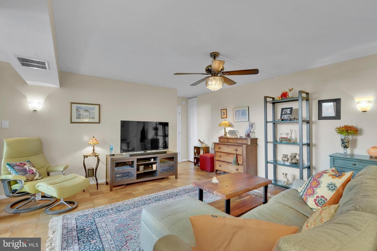4601 N Park Avenue #710-K photo 5