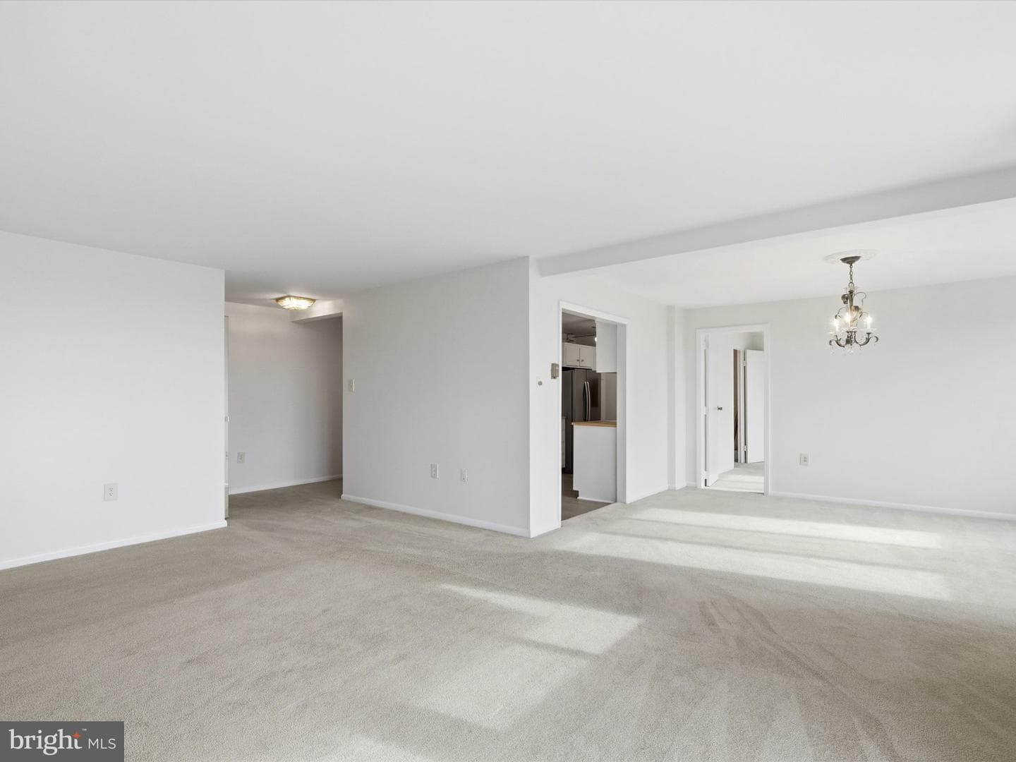 10201 Grosvenor Place #1001 photo 6