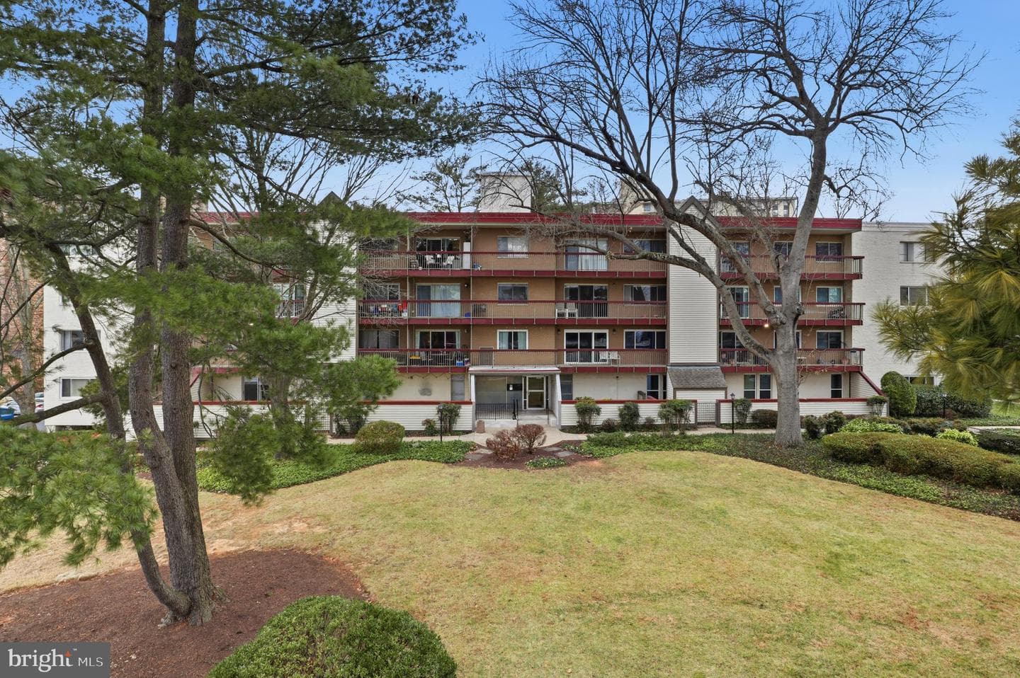 10300 Westlake Drive #s404, Bethesda